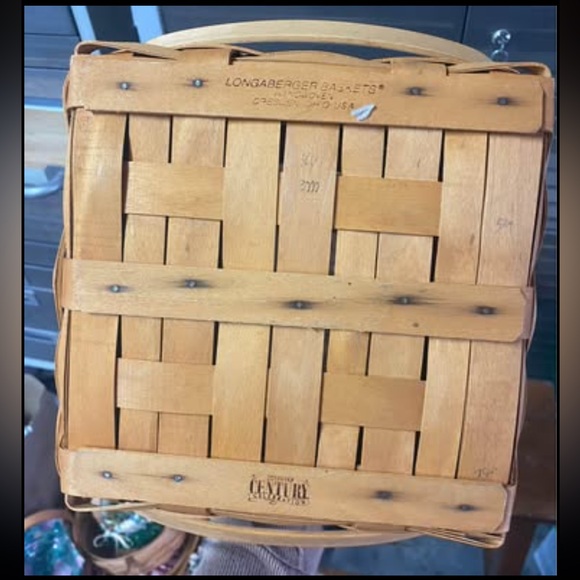 Handmade Longaberger Basket - Picture 4 of 5